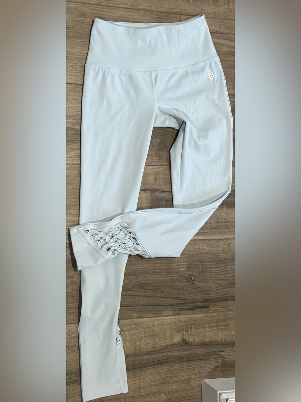 FREE PEOPLE Movement 24/7 Macramé Lattice Leggings - XS/S - Light Blue EUC